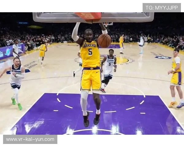 艾顿谈湖人体系适应：教练组信任是关键因素